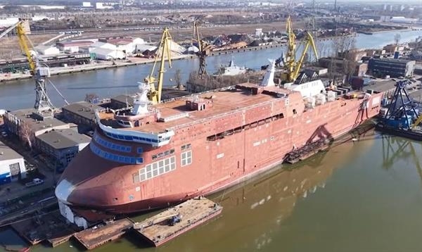 BURSZTYN UNITY © Remontowa