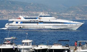 1999-built TINDARI JET is one of the current vessels on the route © Ferrovie Siciliane