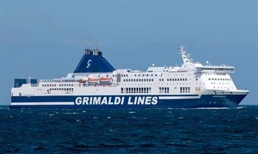 CRUISE SMERALDA © Frank Lose CRUISE SMERALDA © Frank Lose