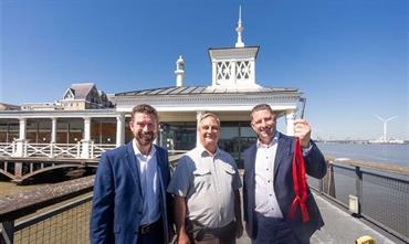 Deputy chief executive Gravesham council Nick Brown, leader of the council Cllr John Burden, and chief executive of Uber Boat Sean Collins © Thames Clippers 