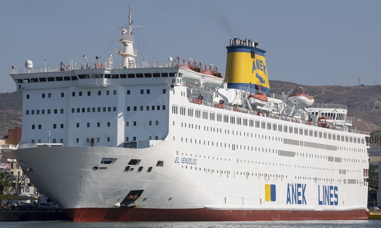 EL VENIZELOS © Frank Lose