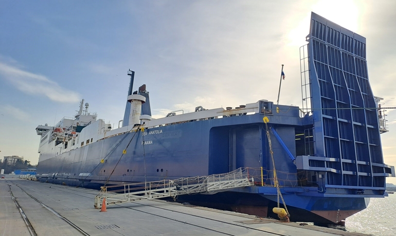 SEA ANATOLIA after being fitted with her new, large capacity, stern ramp in Yalova. © Sea Lines
