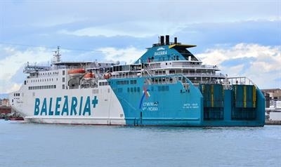 Canary Bridge Seaways will operate the ro-pax MARTIN I SOLER and the ro-ro CLIPPER PENNANT © Marc Ottini