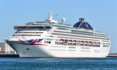 Purchased by Seajets, the future of the 20-year-old OCEANA remains unknown. © Marc Ottini