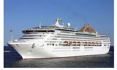 P&O are giving Malta a cruise boost by home porting OCEANA in Valletta. © Lars Helge Isdahl