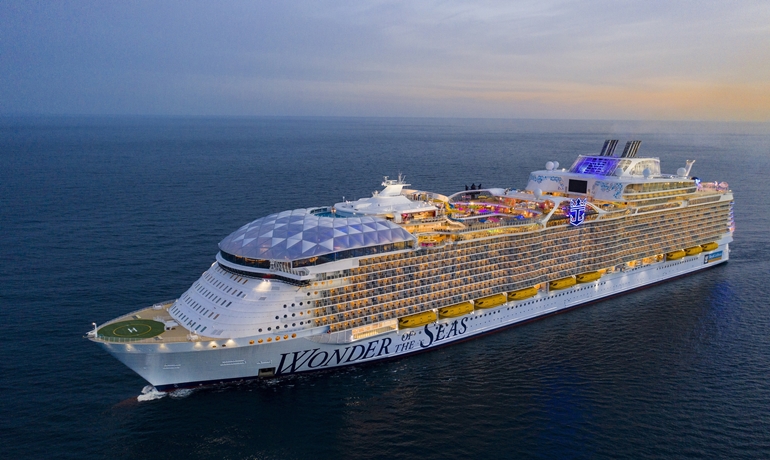 WONDER OF THE SEAS © Royal Caribbean WONDER OF THE SEAS © Royal Caribbean