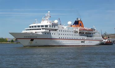 HANSEATIC will be chartered by One Ocean Expeditions in fall 2018 © Christian Eckardt