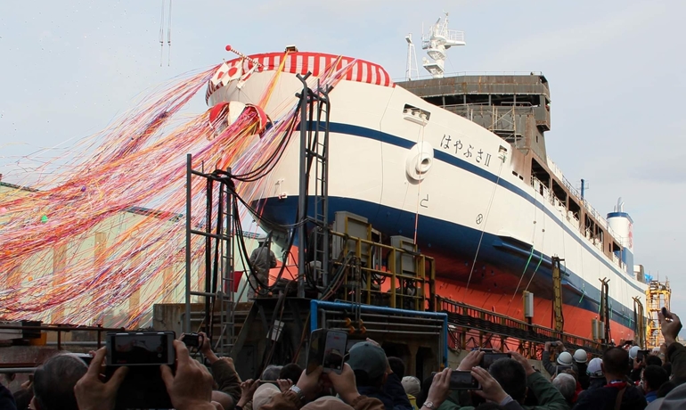 HAYABUSA II © Seikan Ferry HAYABUSA II © Seikan Ferry