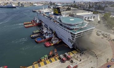 EL. VENIZELOS reached Piraeus under her own power © George Giannakis