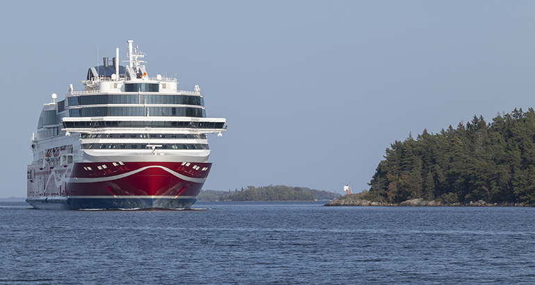 The 2021-built dual-fuel LNG-electric cruise ferry VIKING GLORY. © Søren Lund Hviid The 2021-built dual-fuel LNG-electric cruise ferry VIKING GLORY. © Søren Lund Hviid