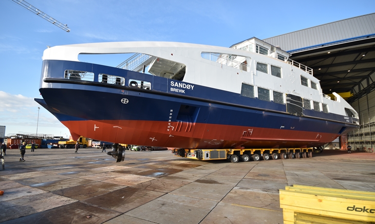 SANDØY is the first fully electric ferry for the Norwegian operator Brevik Fergeselskap and is equipped with two SCHOTTEL RudderPropellers © Brevik Fergeselskap