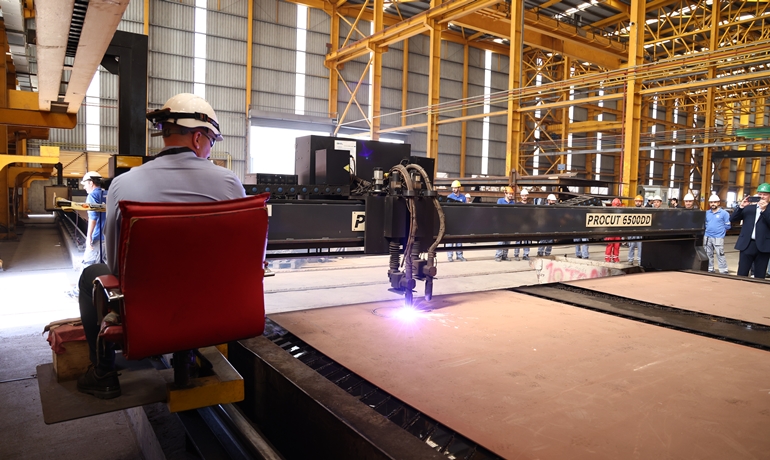 Andy Millar - CMAL's site supervisor at Cemre presses the button to cut the first steel for Little Minch ferries