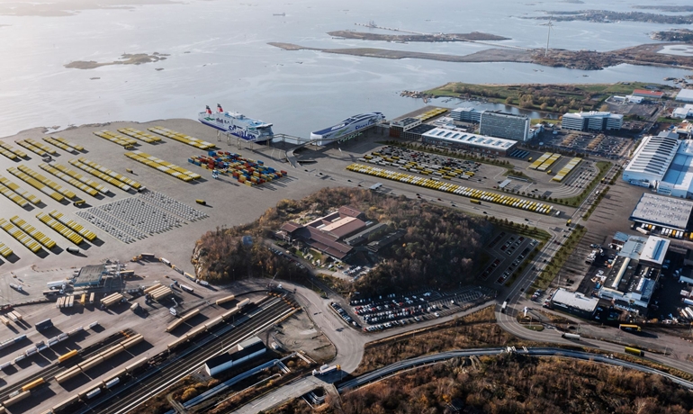 Stena Line and Gothenburg Port Authority sign MOU on relocation to Arendal, Stena Line and Gothenburg Port Authority sign MOU on relocation to Arendal | Shippax
