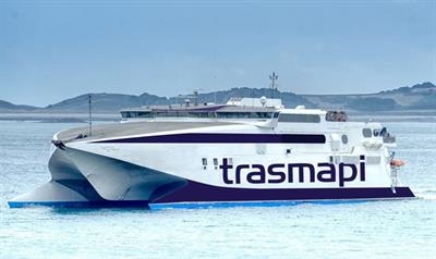 The 40-knot CONDOR RAPIDE left Poole for Spain on 7 July. © Trasmapi