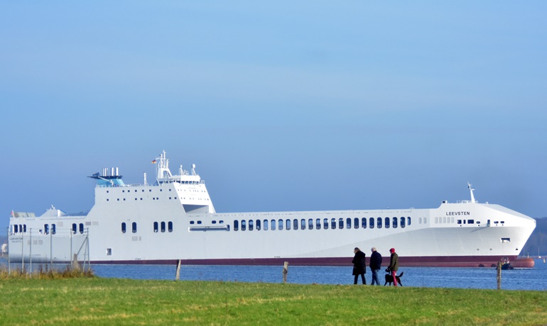 LEEVSTEN © Frank Behling