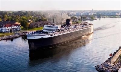 BADGER © Lake Michigan Carferry