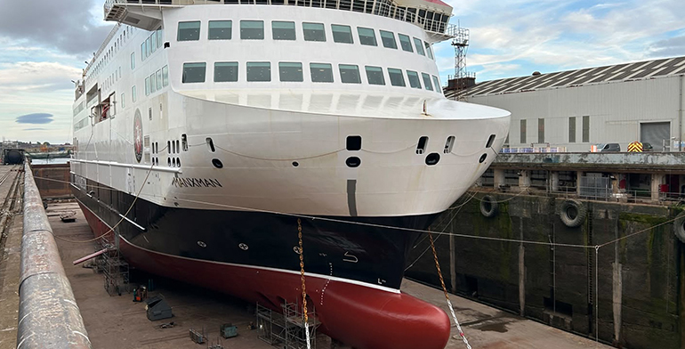 MANXMAN during its first dry-docking in Birkenhead, where the propeller shafts were removed. © Isle of Man Steam Packet Company 